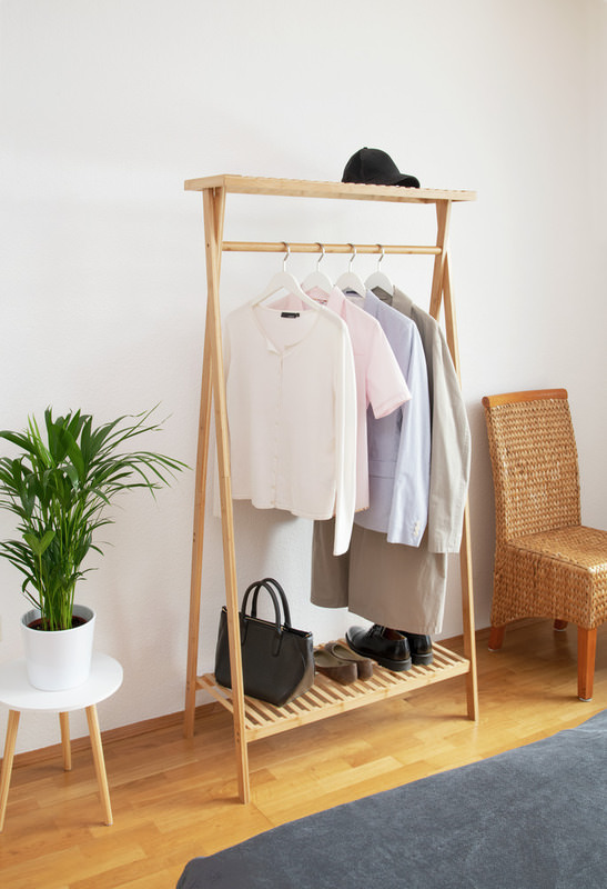 LANAI Standgarderobe aus Bambus