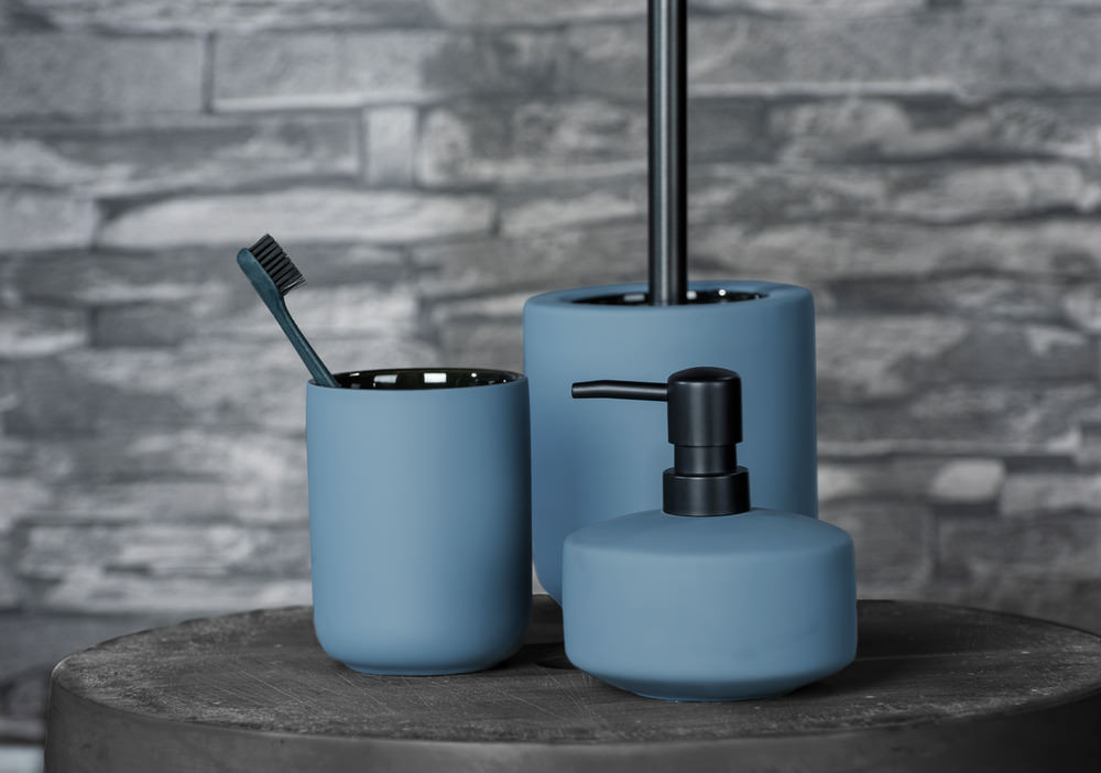 24793100-wcbuerste-avellino-blau5 AVELLINO blau WC-Garnitur aus Keramik