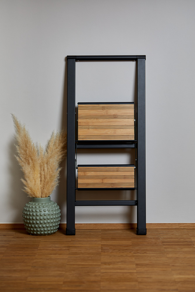 Klapptrittleiter schwarz aus Aluminium, 2-stufig