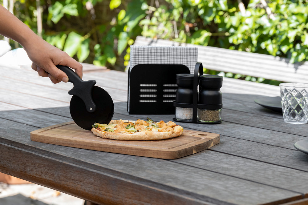 VOLO Pizzaschneider und 6 BBQ-Messer