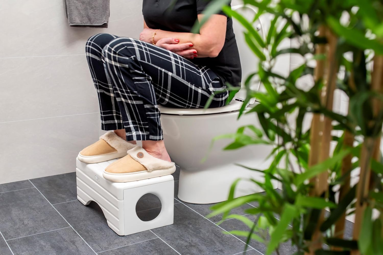 LOKI Toilettenhocker klappbar, belastbar bis 150 kg